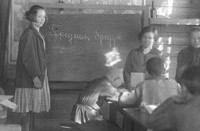 Школьные занятия в сибирской глубинке, 1929 г.